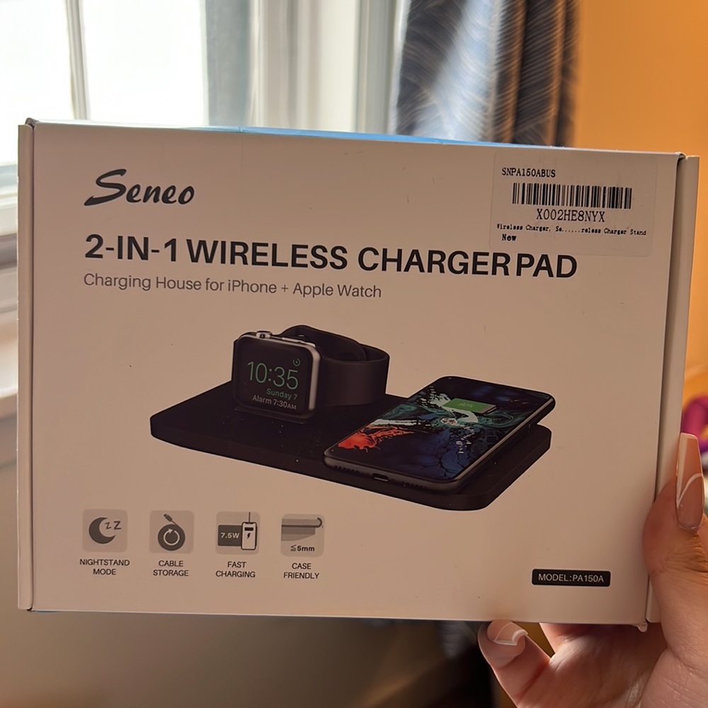 iPhone Wireless Charger & Apple Watch Charging Station